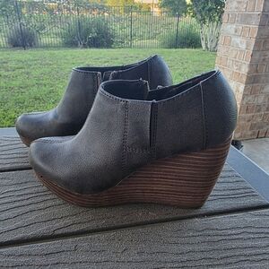 Women's  Brown Wedge Shoes